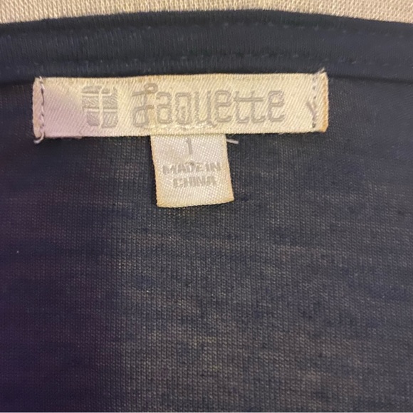 Laquette sleeveless blouse with flowers on the shoulder and silk panel on front - Picture 3 of 7